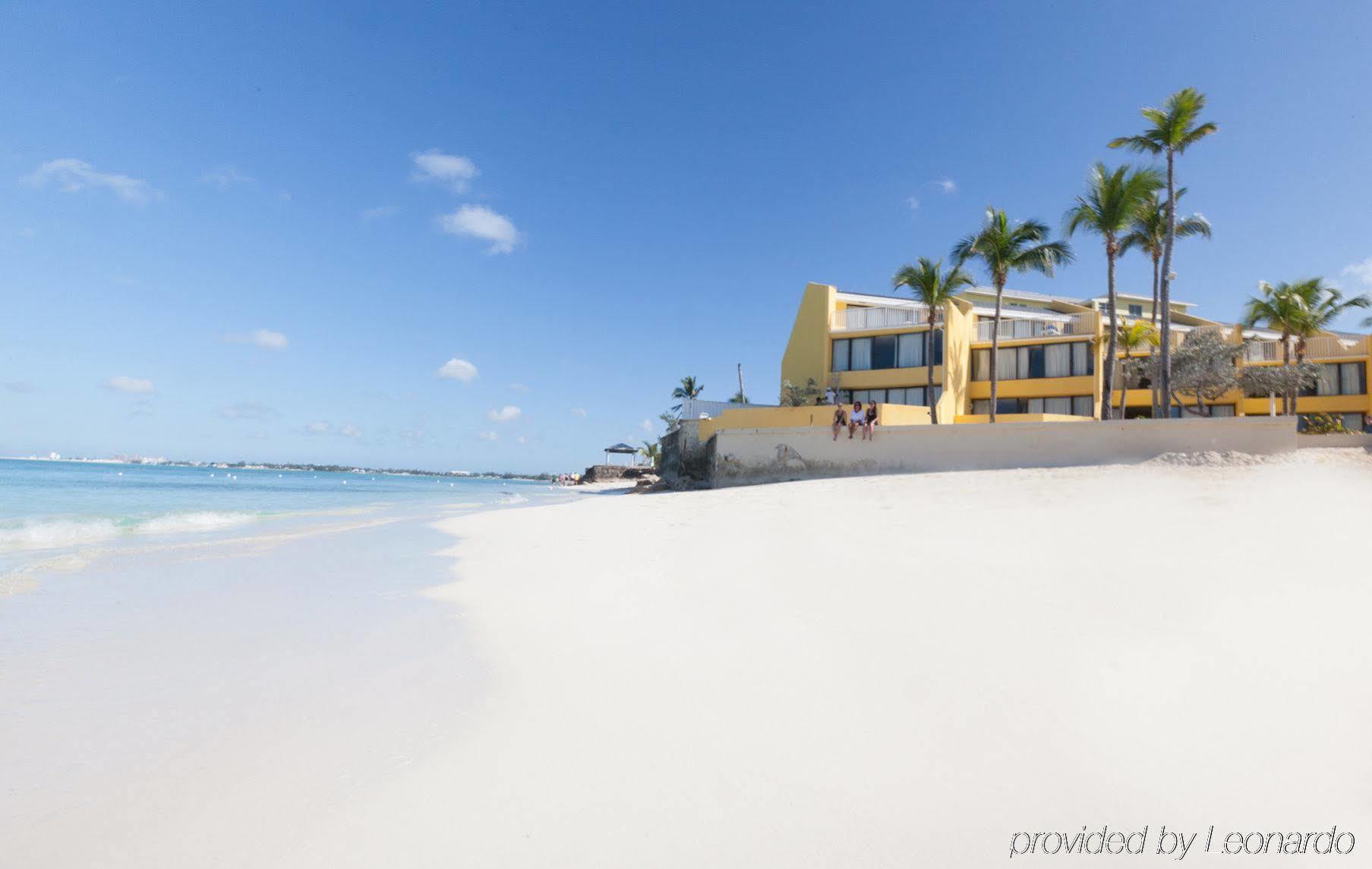 Bluegreen Bluewater Resort At Cable Beach Nassau Exterior photo